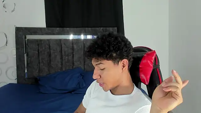 Maximiliano Khalil online show from February 28, 7:26 pm