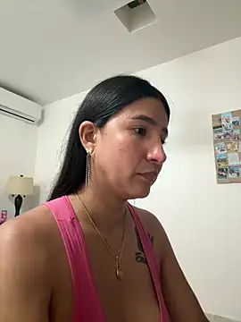 scarlethsb33 online show from February 5, 9:36 am