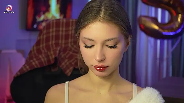 Cleose online show from March 27, 7:14 am