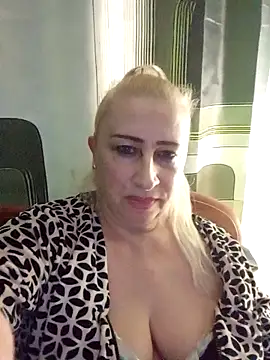 Esenia505 online show from November 29, 12:30 pm