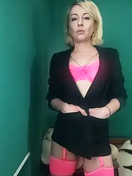 Snapshot of Seta385211 chatting on March 14, 9:37 am Seta385211 online show from March 14, 9:37 am