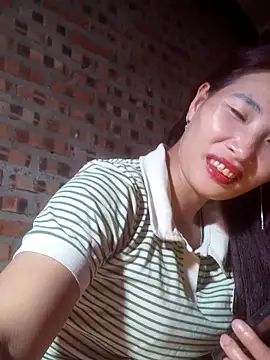 Snapshot of HGiasexy69 chatting on December 17, 2:56 pm HGiasexy69 online show from December 17, 2:56 pm