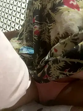 Heena Sharma982 online show from January 10, 6:37 am