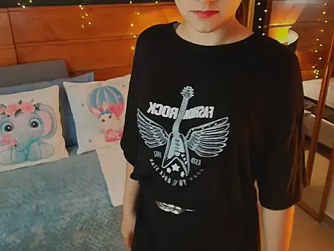 milena kiitty online show from February 9, 11:47 am