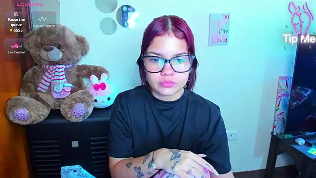 Emma boo online show from February 27, 3:56 pm