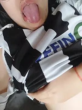 Camilu23 online show from July 18, 8:12 pm