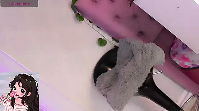 LIA-FER-DOLL online show from November 2, 11:45 am