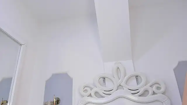 roxana scott1 online show from March 6, 3:36 am