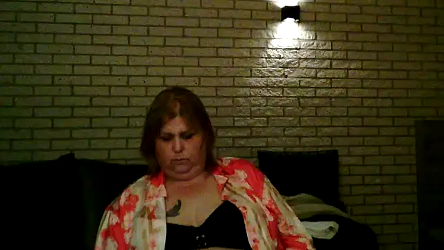 Sylviastar46 online show from April 4, 7:00 pm