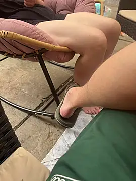 Teeny-Slut18 online show from June 29, 8:53 am