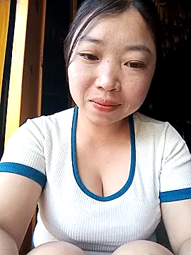 julybe online show from March 2, 8:43 am