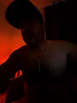 Snapshot of ezrah23 chatting on January 15, 12:54 pm ezrah23 online show from January 15, 12:54 pm