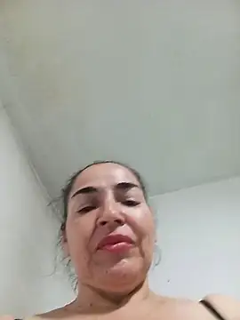 Snapshot of MaryRoze_ chatting on June 19, 12:15 am MaryRoze online show from June 19, 12:15 am