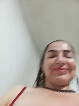 Snapshot of MaryRoze_ chatting on July 5, 4:19 am MaryRoze online show from July 5, 4:19 am