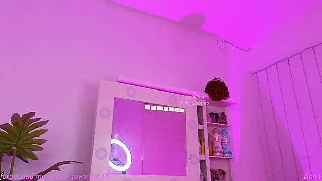 BabyLauritaa online show from June 30, 9:05 pm