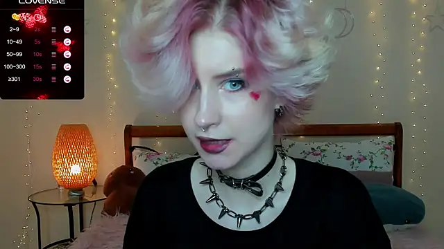 Angel Julles online show from July 17, 4:01 pm