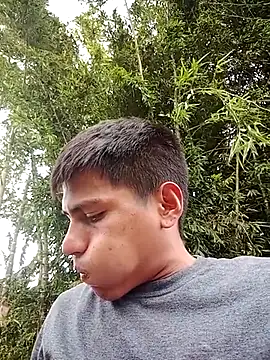 Snapshot of Ckinetor chatting on February 5, 6:34 pm Ckinetor online show from February 5, 6:34 pm