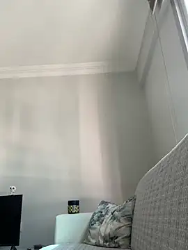 yasinesra757  online show from January 18, 9:13 am