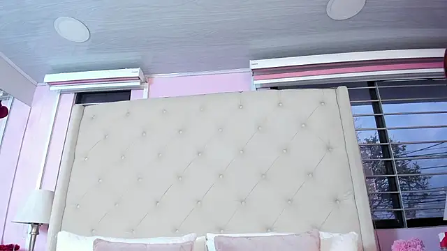 scarlett leblanc  online show from February 25, 11:42 am