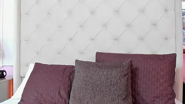 scarlett leblanc  online show from April 7, 11:54 am