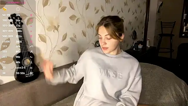 OrethaEredia online show from November 29, 5:16 pm