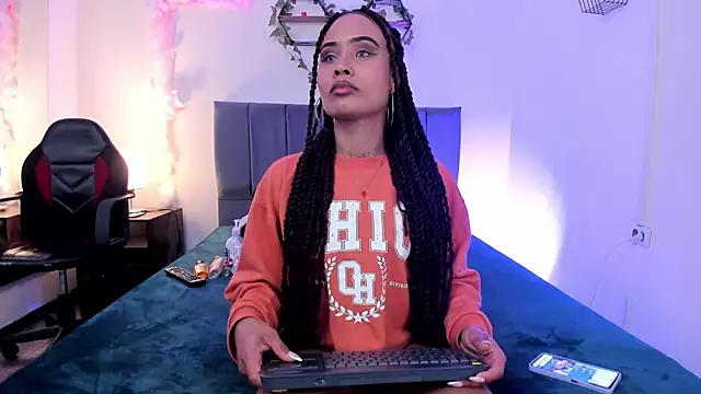 Lucerop  online show from April 10, 3:23 am