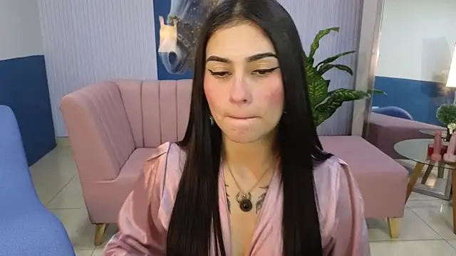 amy lovelydoll online show from April 8, 7:03 pm