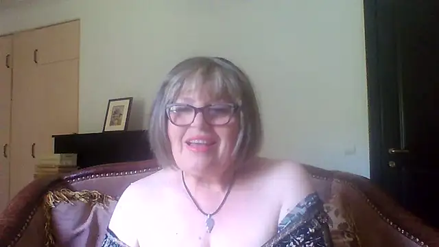 Milaniya606 online show from July 16, 12:33 pm