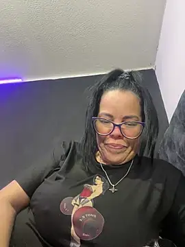 sofia lopez70 online show from August 4, 11:51 pm