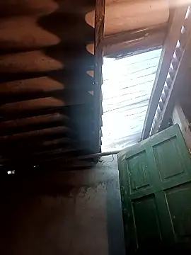 Snapshot of Alice-567 chatting on January 12, 1:22 am Alice-567 online show from January 12, 1:22 am