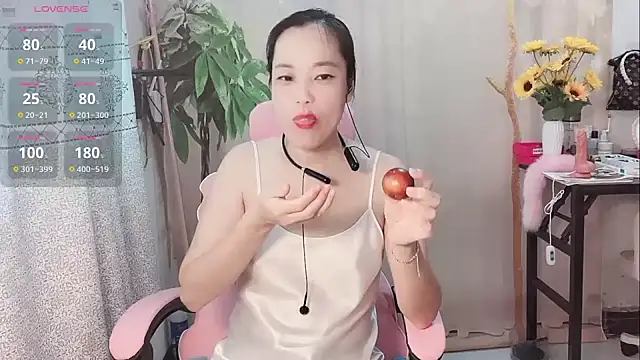 Lingling-Baby520 online show from July 15, 12:05 am