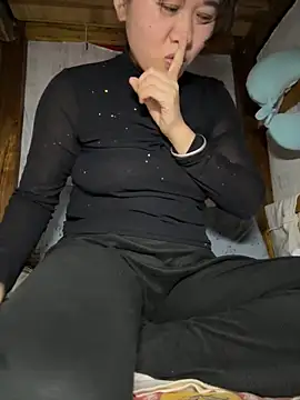 daaqnn online show from April 4, 2:14 pm