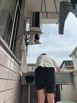 daaqnn online show from April 5, 2:31 am