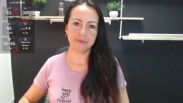 Lauryn Jones online show from May 20, 6:14 pm