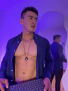 Chris Clarck online show from April 6, 7:15 pm