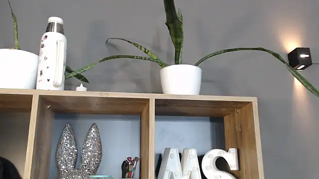 mickystrumia23 online show from January 6, 6:44 pm