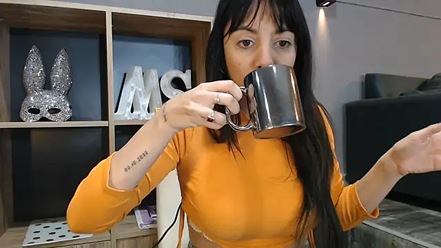 mickystrumia23 online show from July 10, 6:10 pm