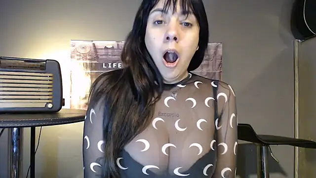 mickystrumia23 online show from July 22, 8:33 pm