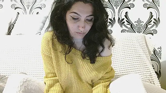 CharmingPearl online show from March 23, 8:02 pm