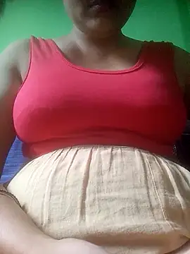 Snapshot of Tina_250 chatting on May 2, 3:22 am Tina 250 online show from May 2, 3:22 am
