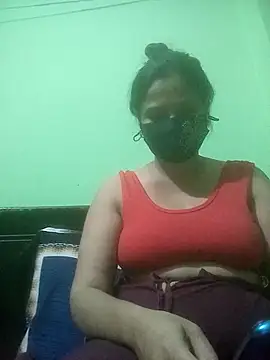 Snapshot of Tina_250 chatting on May 7, 4:34 pm Tina 250 online show from May 7, 4:34 pm