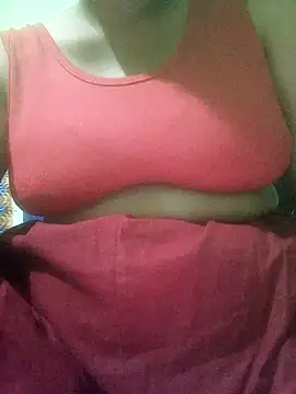 Snapshot of Tina_250 chatting on May 9, 8:03 pm Tina 250 online show from May 9, 8:03 pm