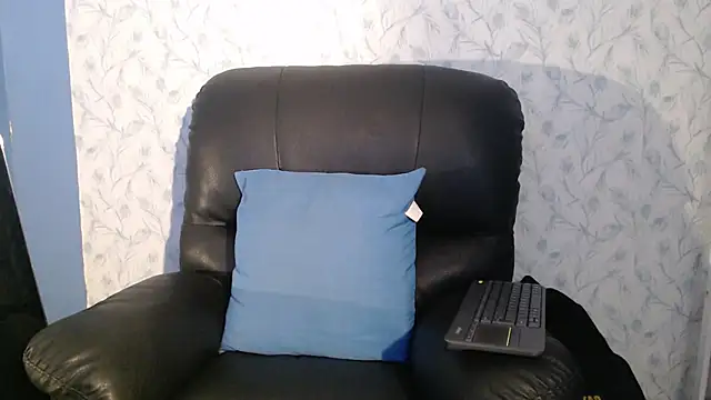 James Morrisonm online show from February 9, 1:15 pm