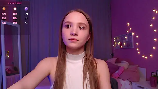 Adria Arjona online show from March 5, 7:37 am