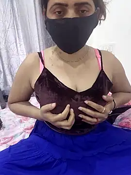 Aarti909090 online show from May 25, 12:11 pm
