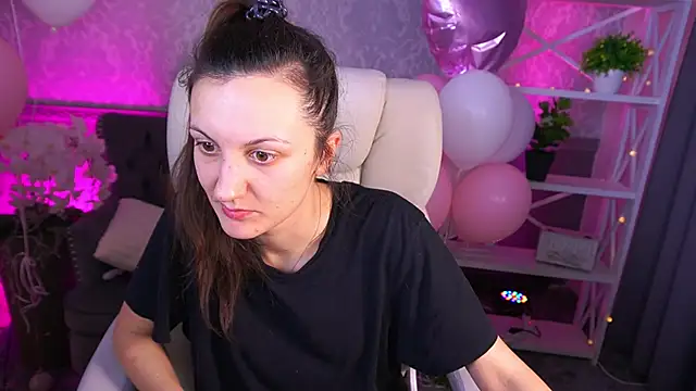 ZafiraMoonn online show from February 21, 2:23 am