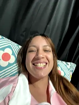 Snapshot of meninadeparis chatting on November 16, 3:23 am meninadeparis online show from November 16, 3:23 am