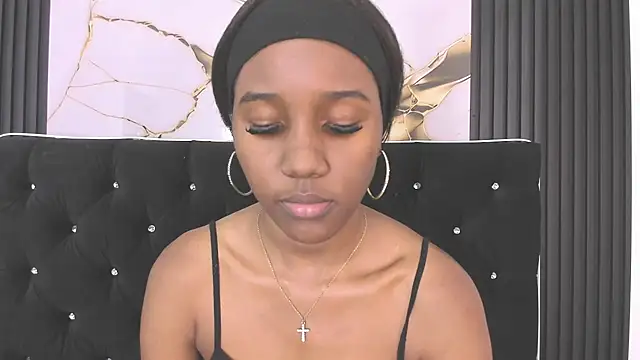 Mia Devereaux167 online show from February 24, 6:28 pm