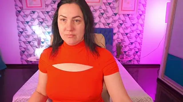 VelvetLuck online show from April 10, 5:34 am