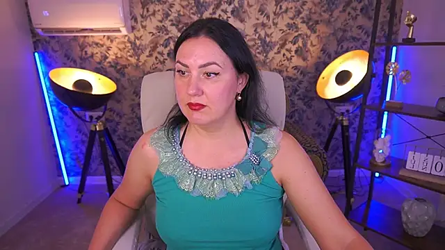 VelvetLuck online show from July 21, 12:51 pm